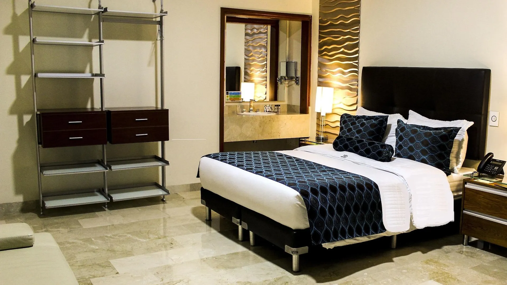 ****  Hotel Dorado La 70 Medellín Colômbia
