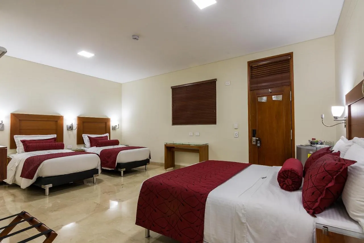 Hotel Dorado La 70 Medellin 4*,